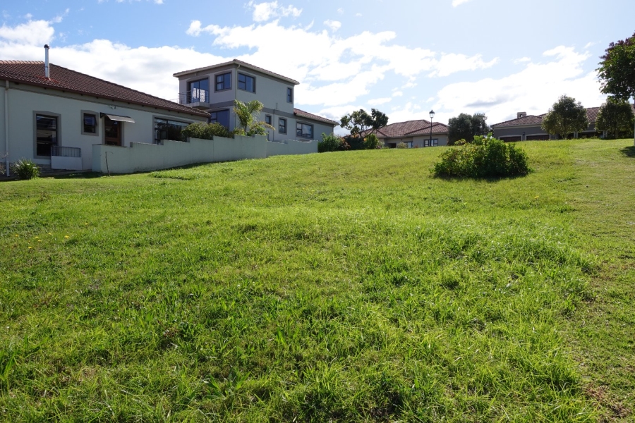  Bedroom Property for Sale in Avonddans Western Cape